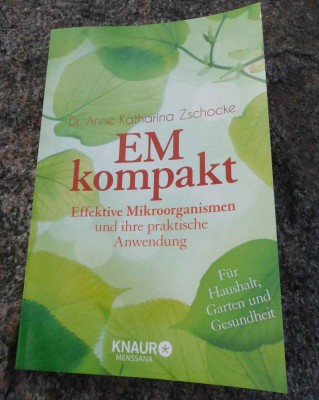 BuchEMkompakt.JPG